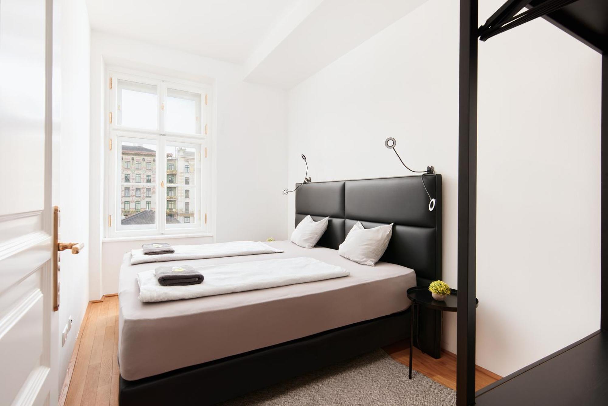 Stylish Designer Apartment At The Center Of Vienna Naschmarkt Exterior photo