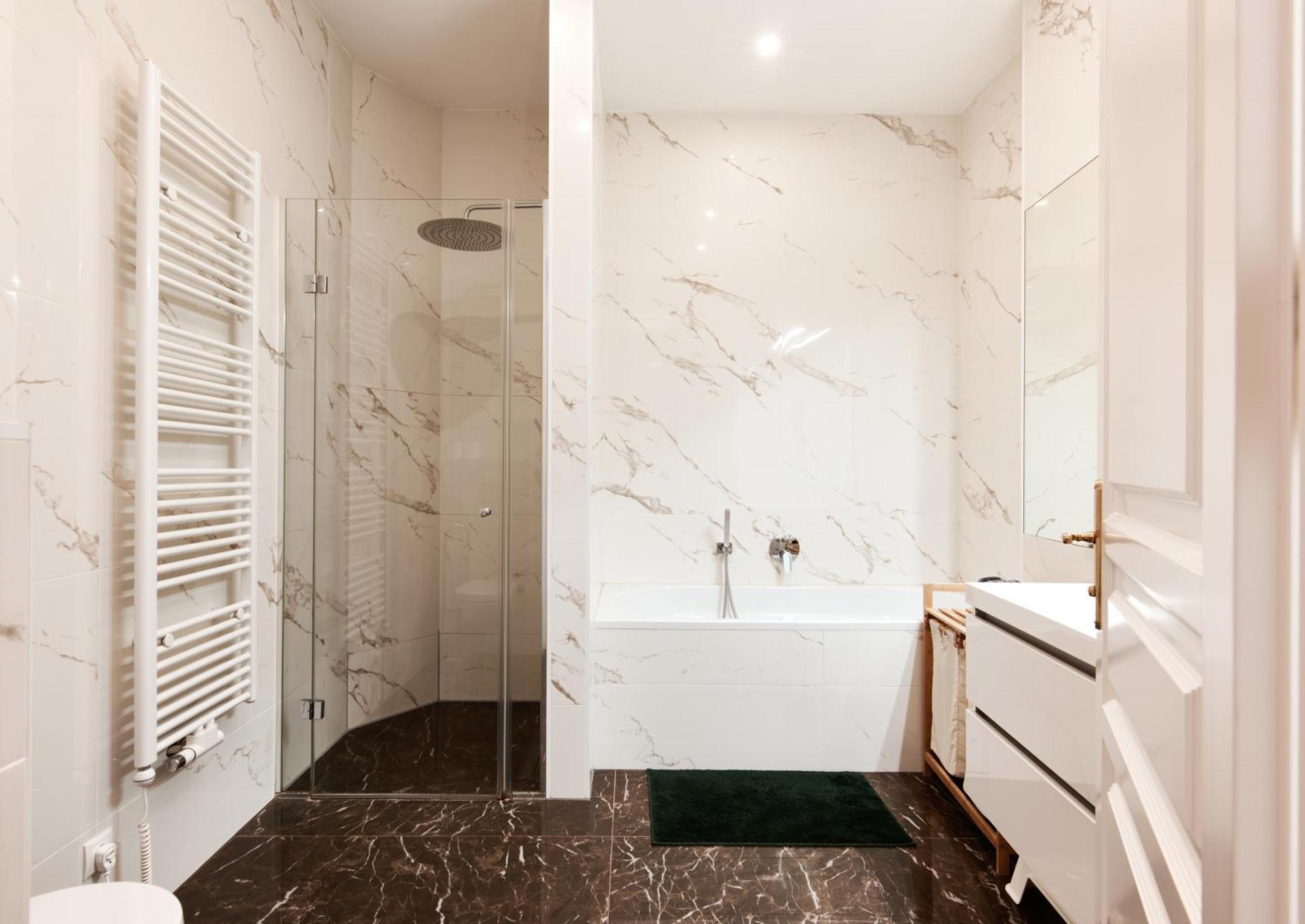 Stylish Designer Apartment At The Center Of Vienna Naschmarkt Exterior photo